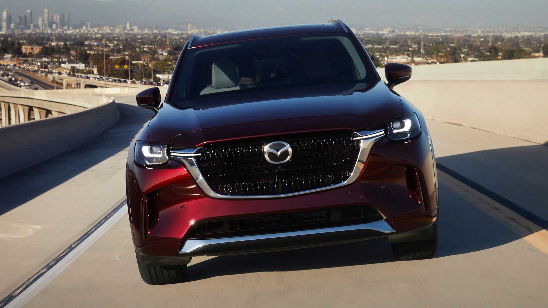 Mazda отложила выпуск кроссовера CX-70 и пообещала новый электрокар