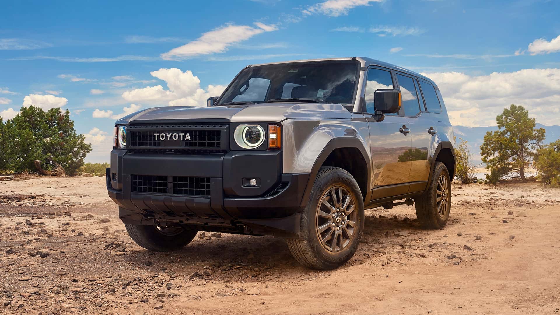 Toyota задумалась о переводе Land Cruiser на электротягу