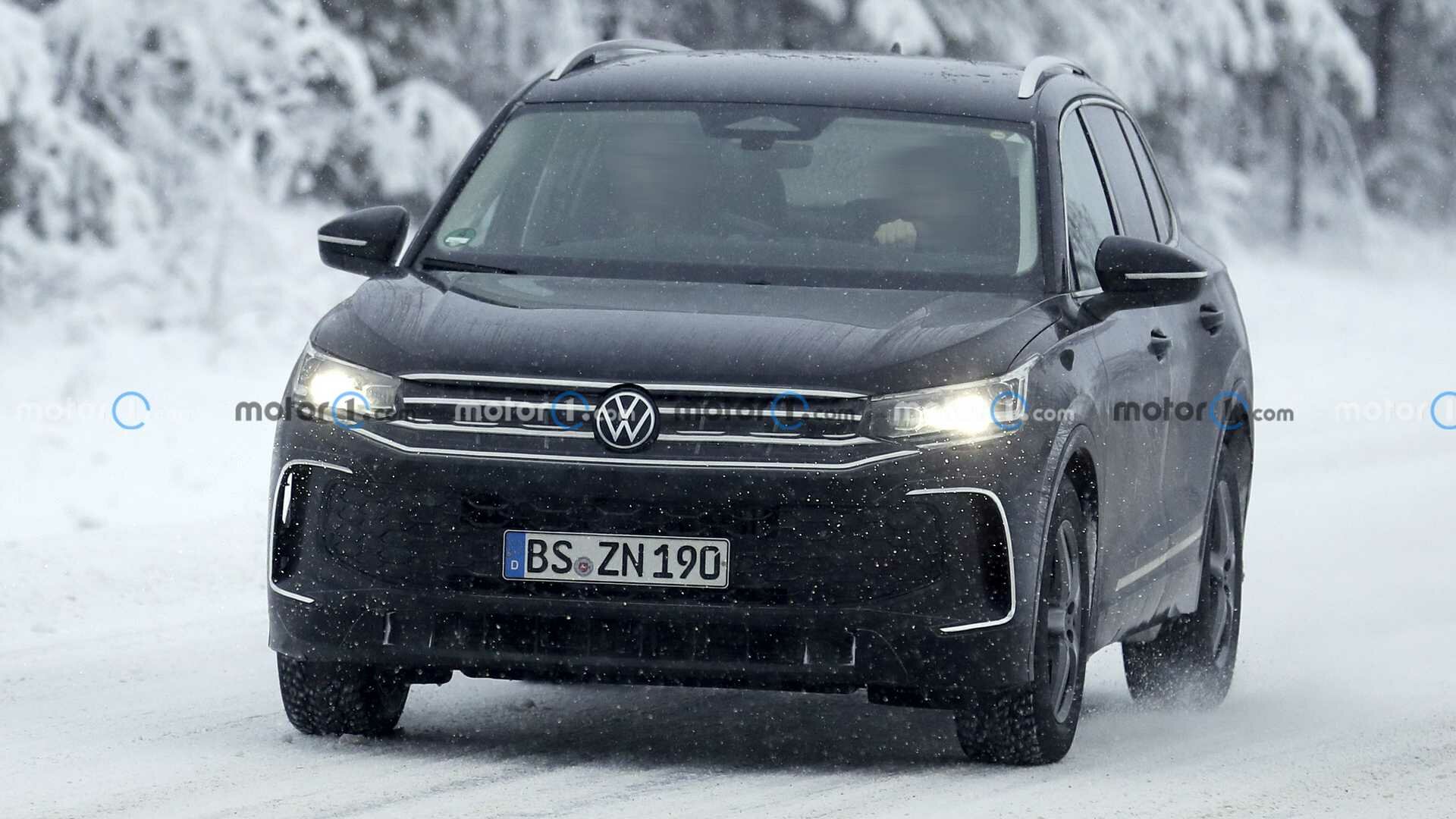 Появились шпионские фото нового Volkswagen Tiguan