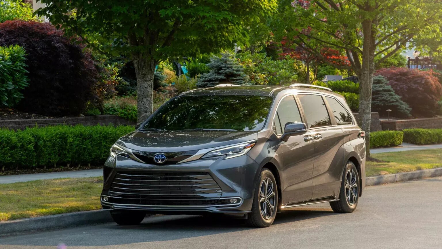 Toyota Sienna научилась звонить на телефон владельца