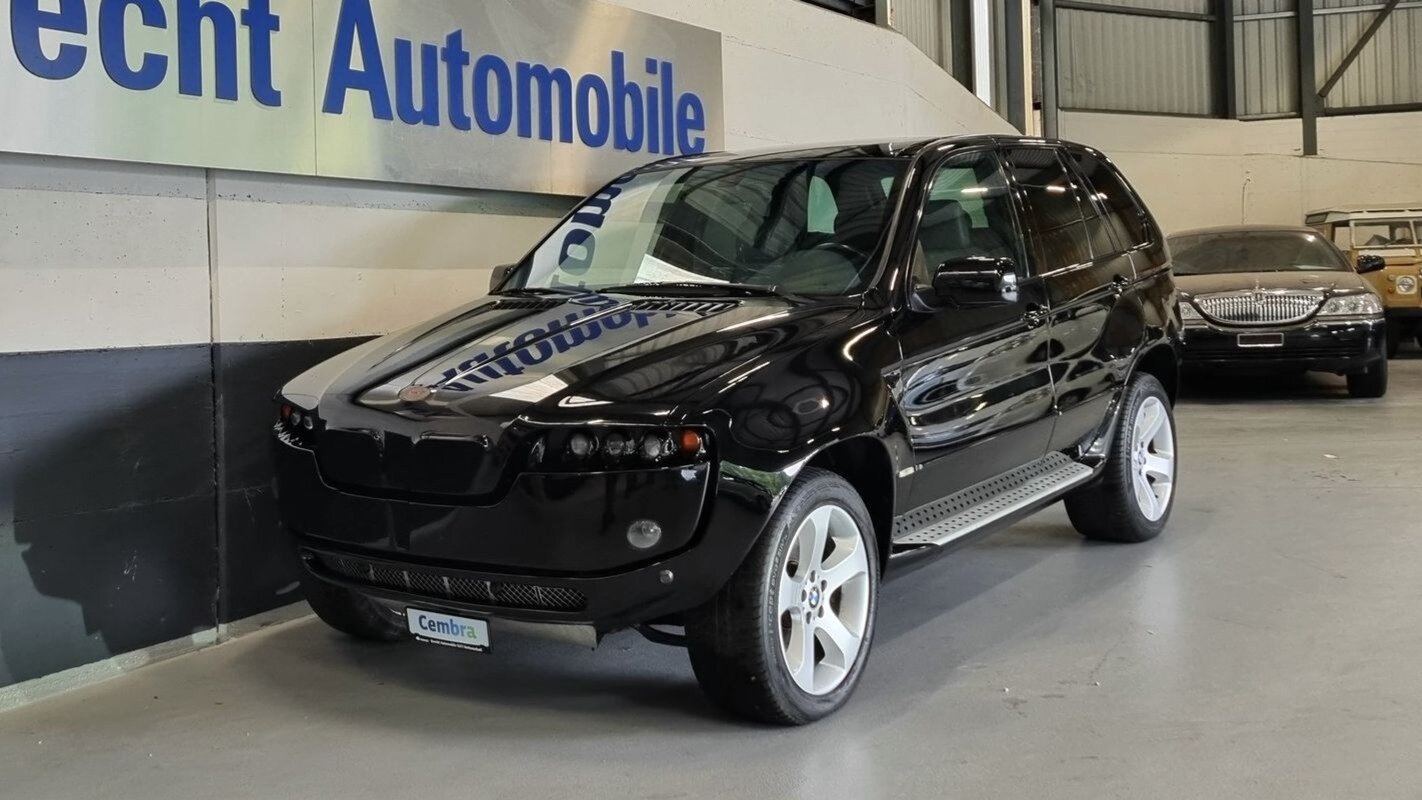 На продажу выставлен необычный BMW X5 первого поколения — в тюнинге Sbarro