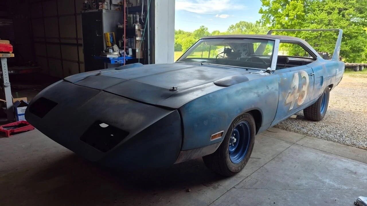 Редкий Plymouth Superbird восстановили после сильного пожара и хотят продать