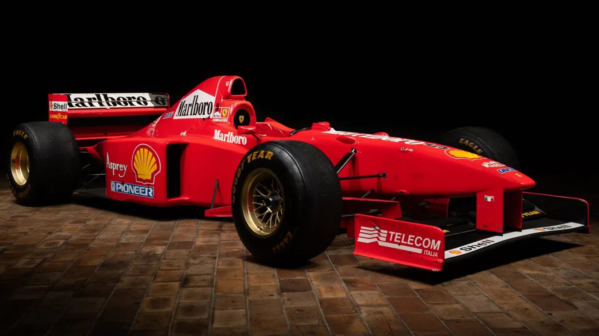 На продажу выставлен болид Ferrari из 1990-х, который участвовал только в одной гонке