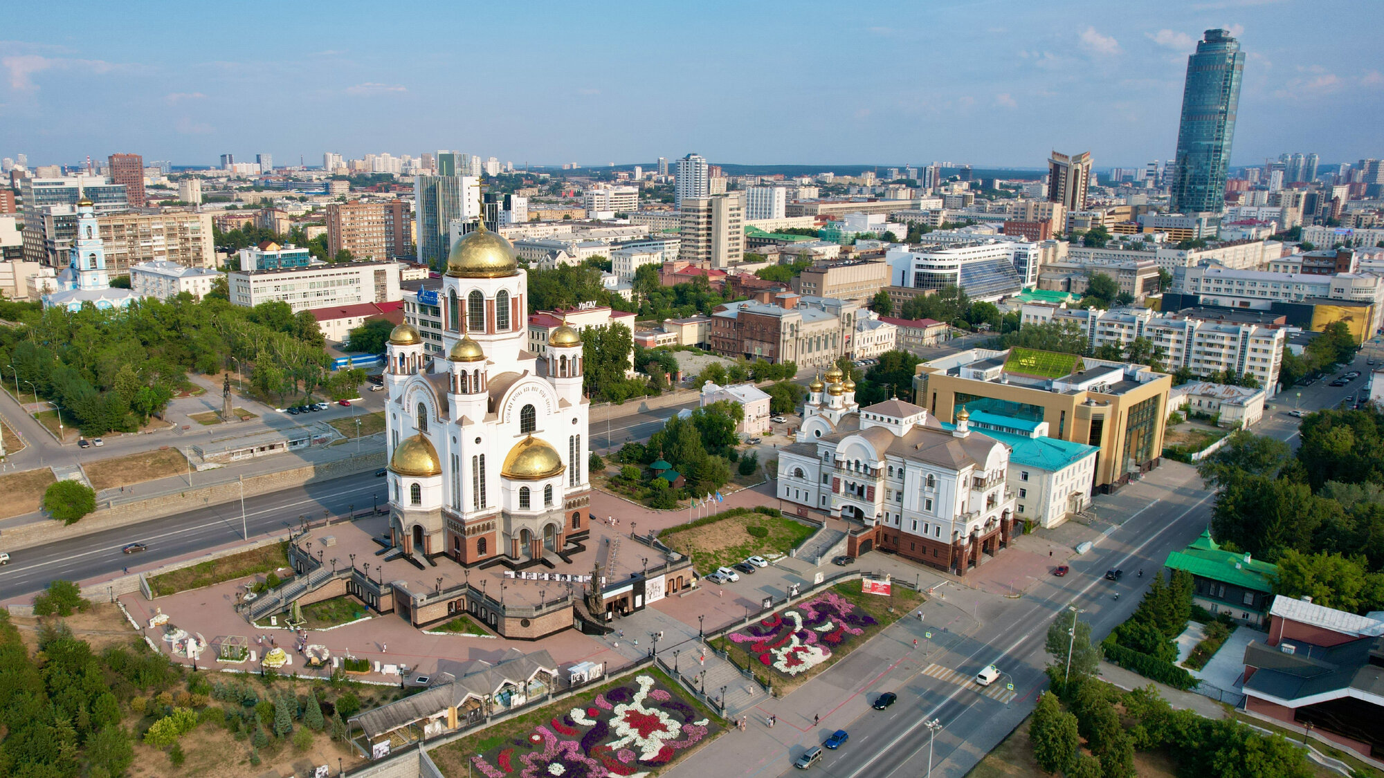 Какие дороги будут закрыты в Екатеринбурге на майские праздники: полный список