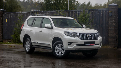 Toyota Land Cruiser Prado из Эмиратов: рассказываем, чем он отличается от российского