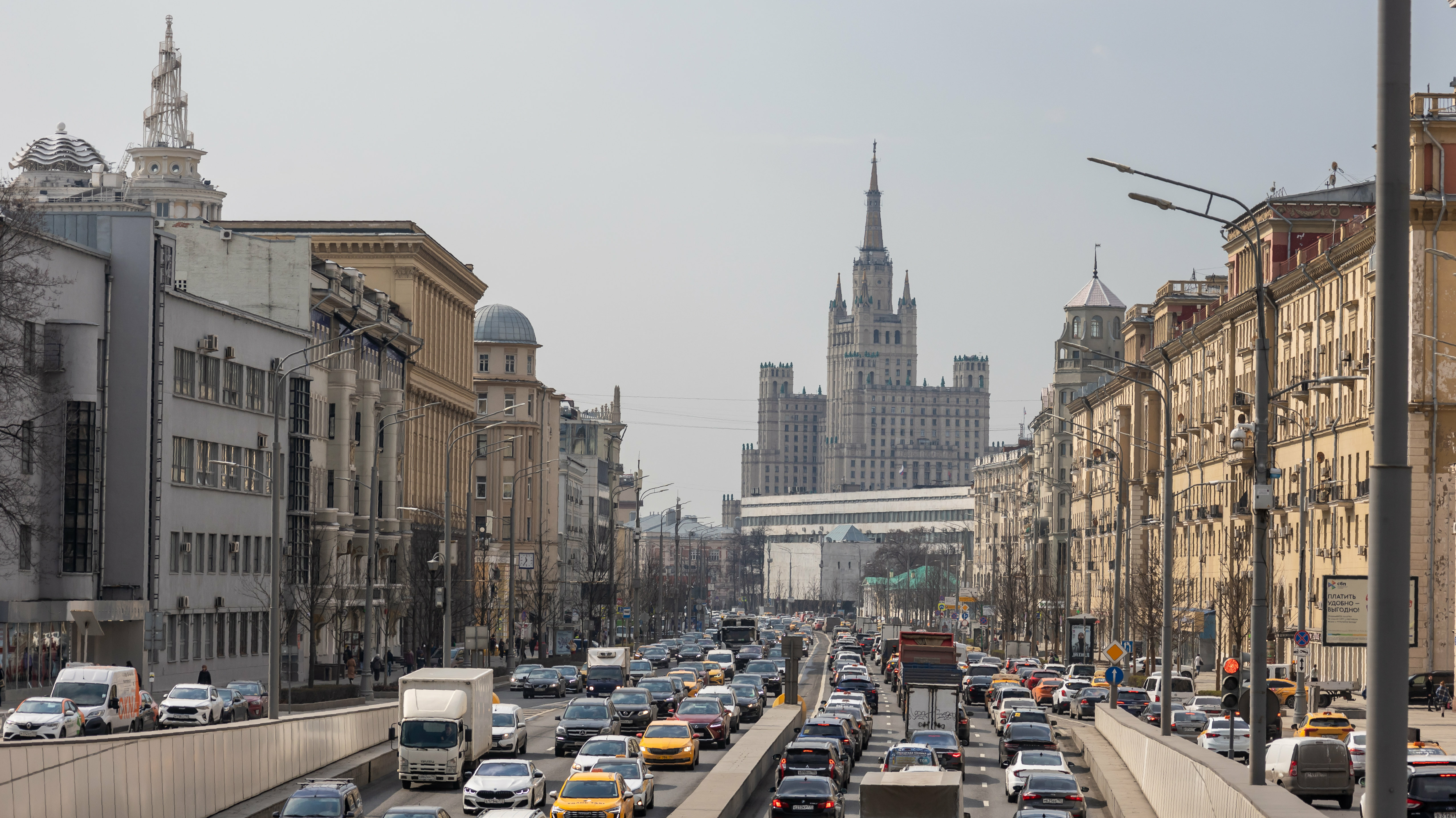 Доля российских марок на авторынке достигла максимума с 2022 года