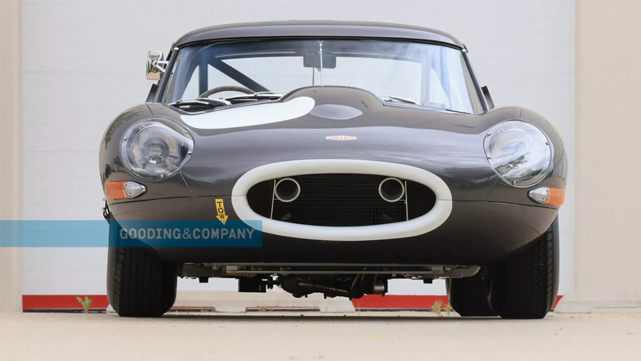 С молотка уйдёт уникальный Jaguar E-Type из 1960-х, возрождённый на заводе