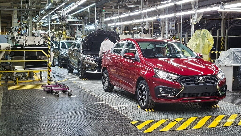 Стало известно, сколько Lada Iskra выпустит бывший завод Nissan в Санкт-Петербурге