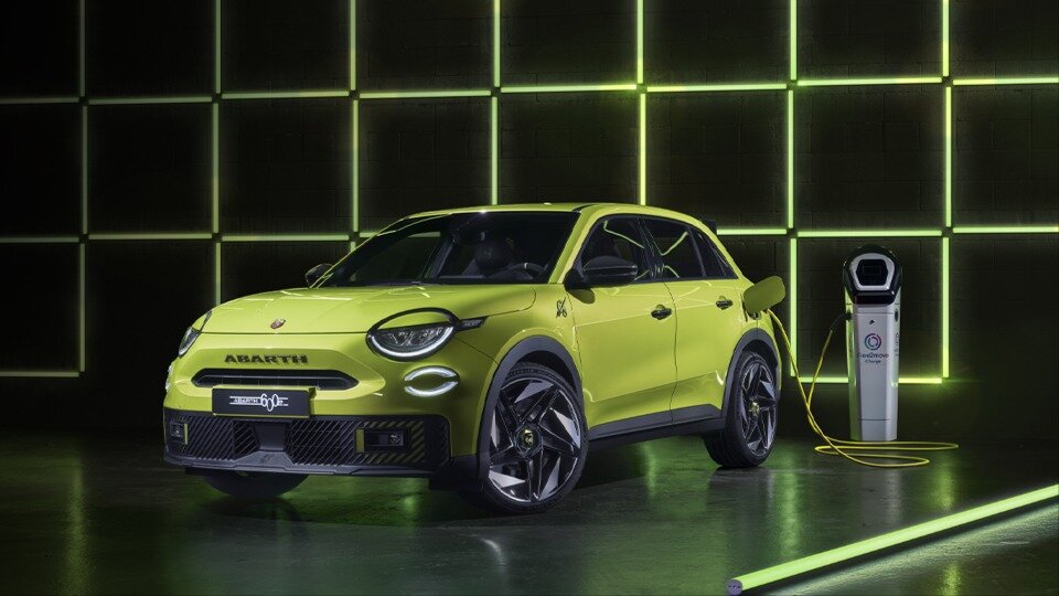 Фирма Abarth отказалась от выпуска автомобилей с ДВС