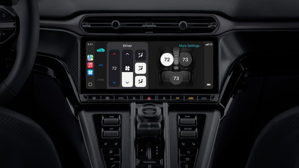 Новое поколение Apple CarPlay дебютировало на автомобилях Aston Martin