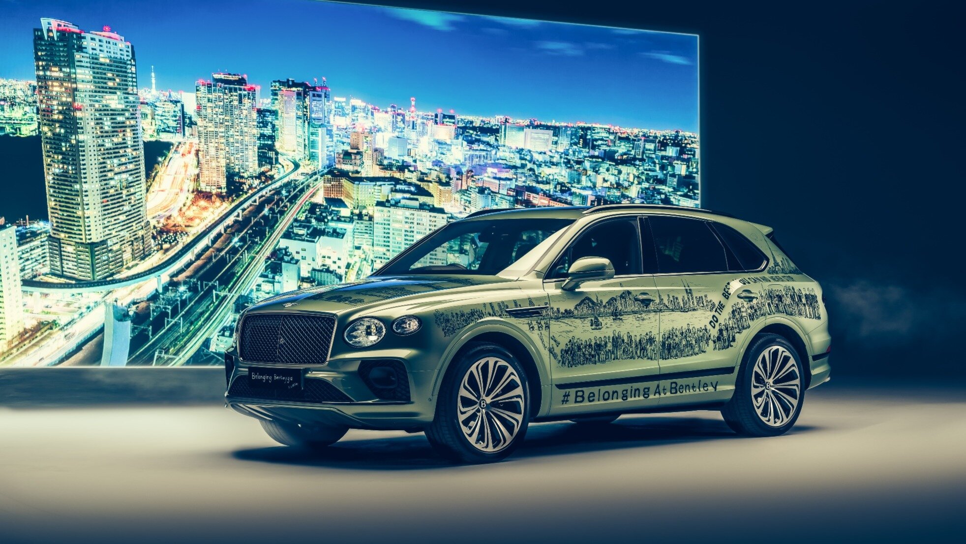 Bentley Bentayga превратили в арт-кар, посвящённый инклюзивности