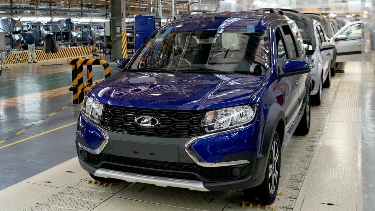 АвтоВАЗ поднял цену окраски металлик для Lada