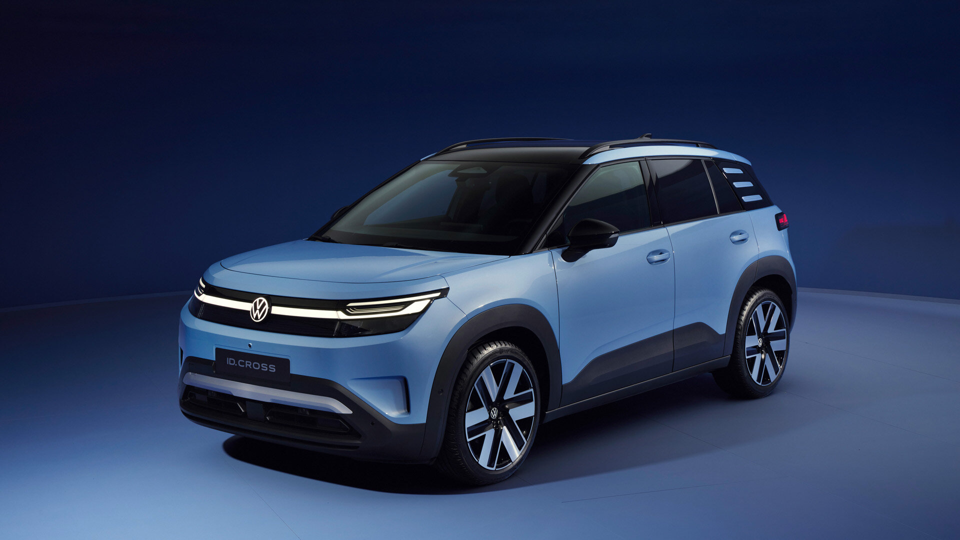Volkswagen представил недорогой кроссовер ID Cross с запасом хода 427 километров