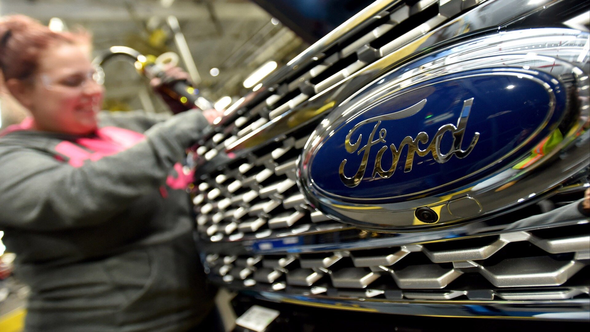 Забастовка привела к остановке крупнейшего завода Ford