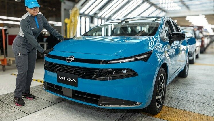 Бюджетный седан Nissan Almera обновился в стиле Murano: первые фото