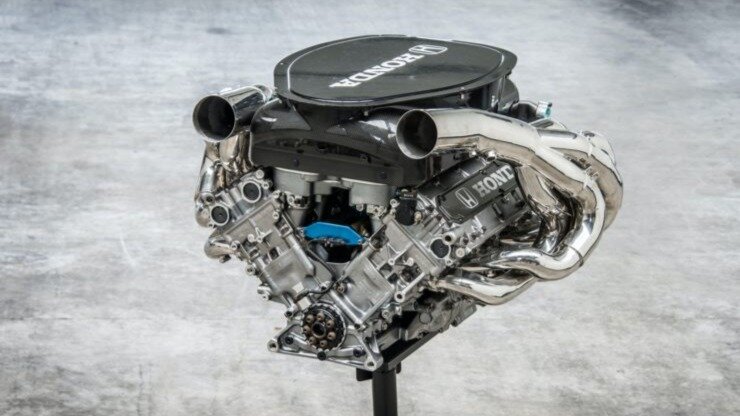 С молотка ушёл некомплектный, но оригинальный мотор Honda для болида Формулы 1