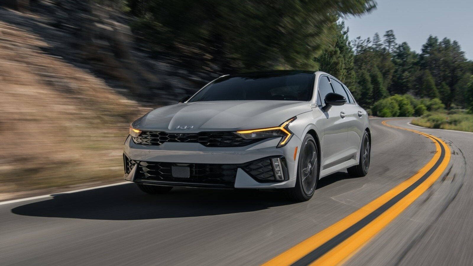Рестайлинговому Kia K5 для США заменили мотор 1.6 турбо на атмосферник 2.5