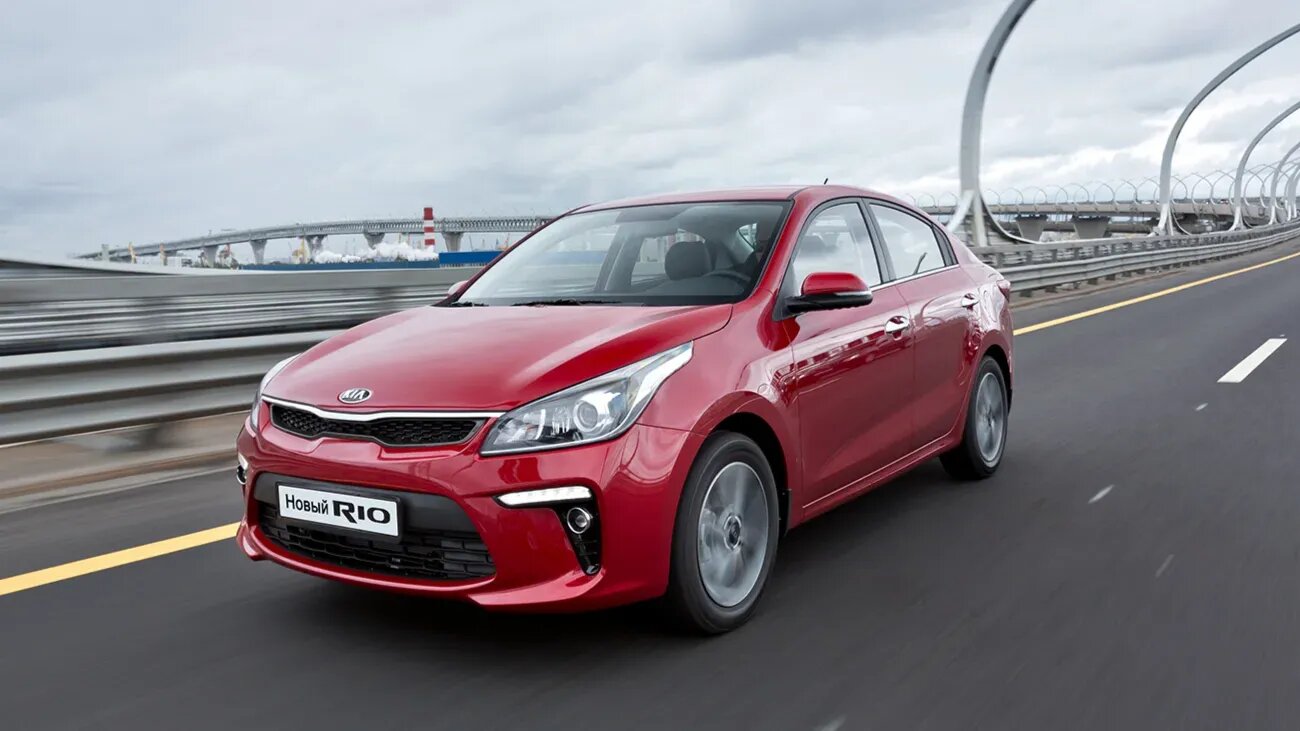 Стало известно, где в России продают самые дешёвые Kia Rio с пробегом