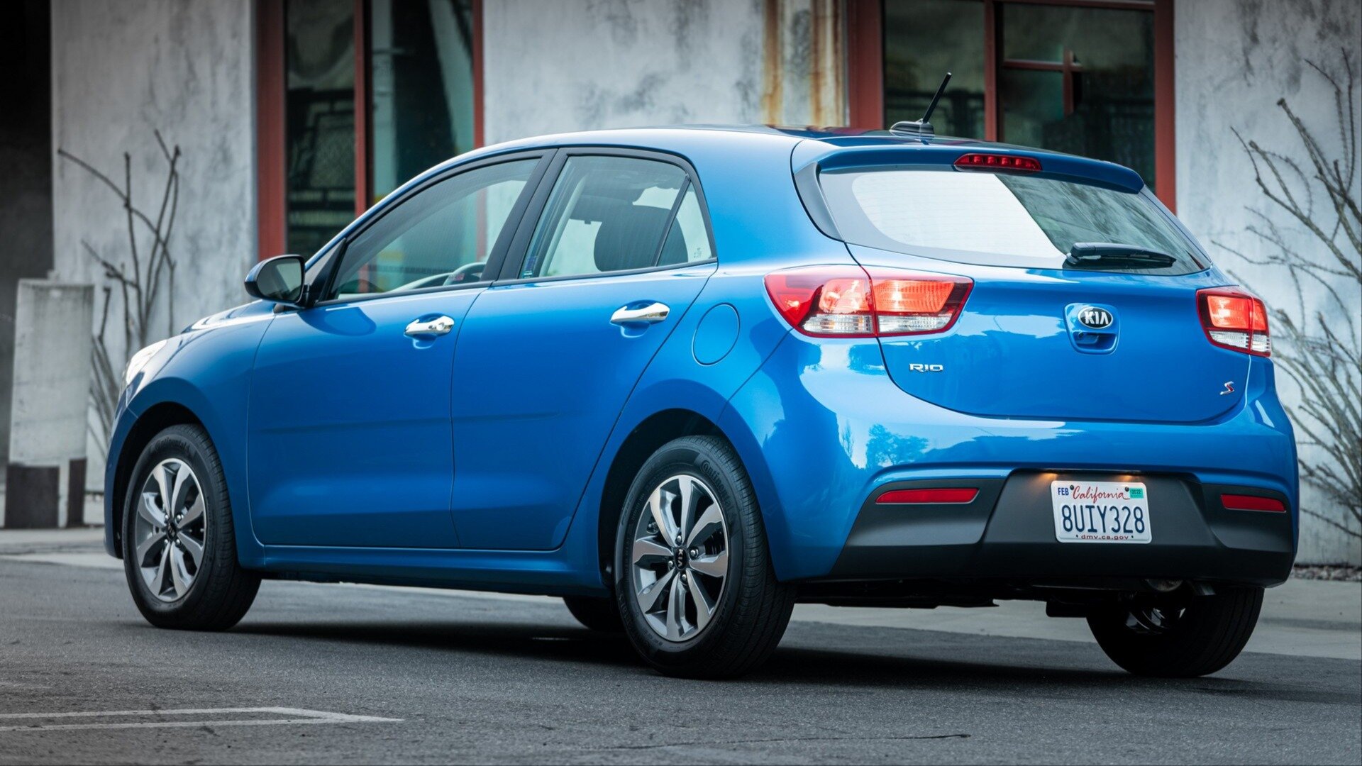 У тик-токеров новый «челлендж» — угонять автомобили Kia и Hyundai