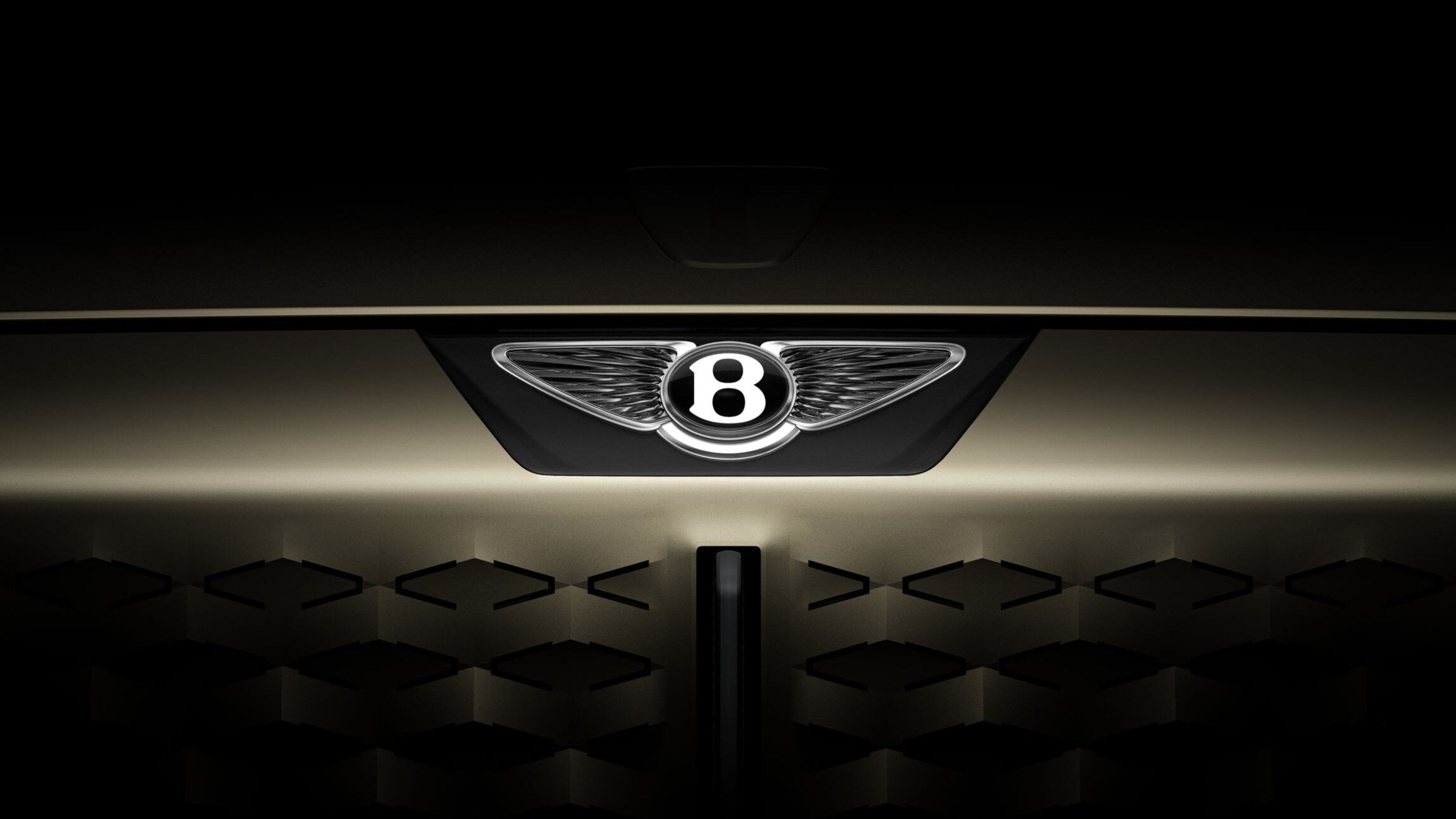 Компания Bentley обновила эмблему впервые за 20 лет