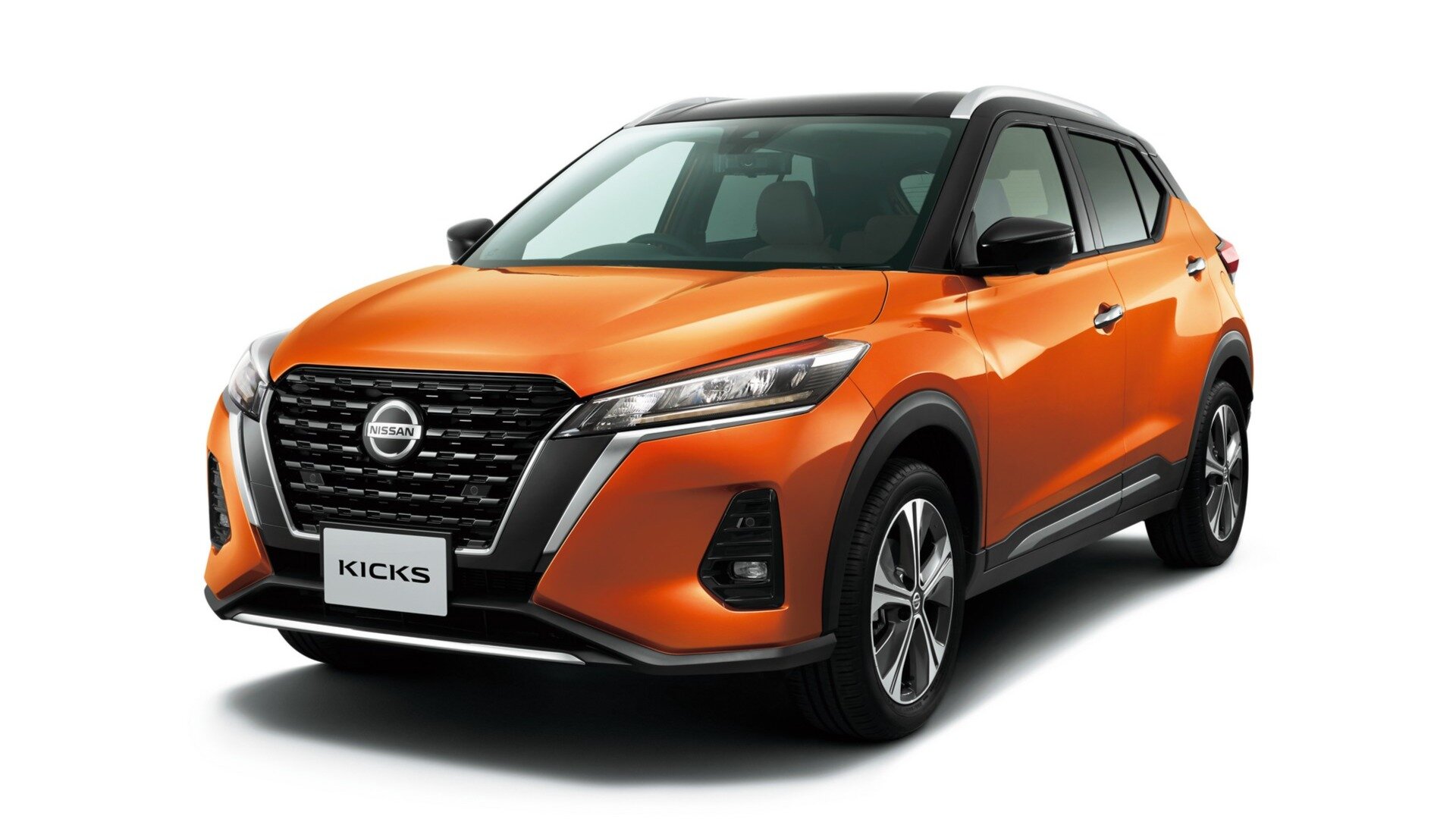 Кроссовер Nissan Kicks обновили полным приводом в Японии
