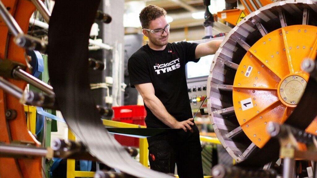 Компания Nokian Tyres окончательно ушла из России