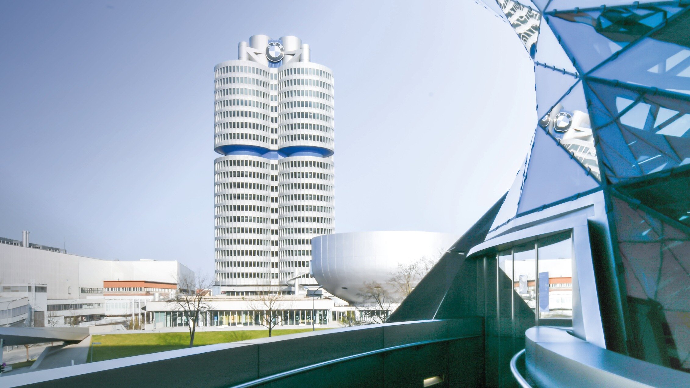 «Автодом» подал иск к BMW на 25 миллиардов рублей
