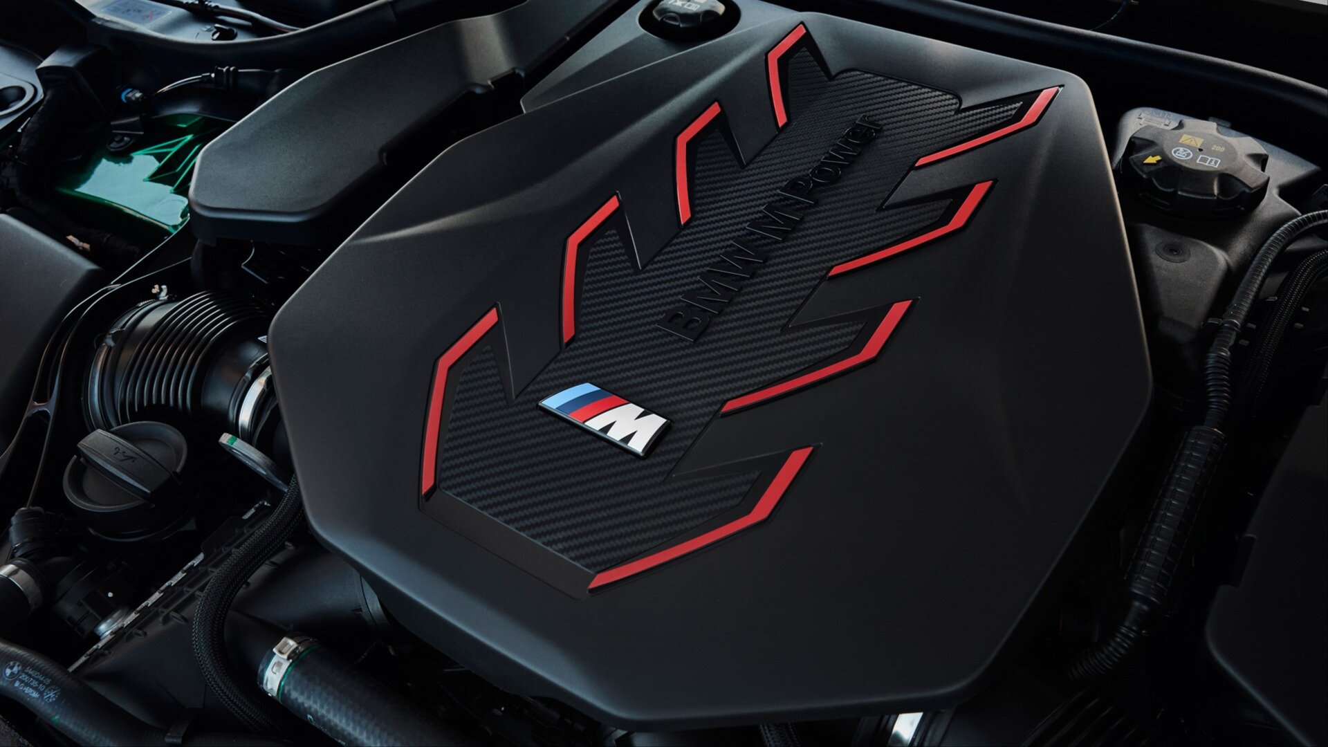 В BMW M решили не отказываться от моторов V8