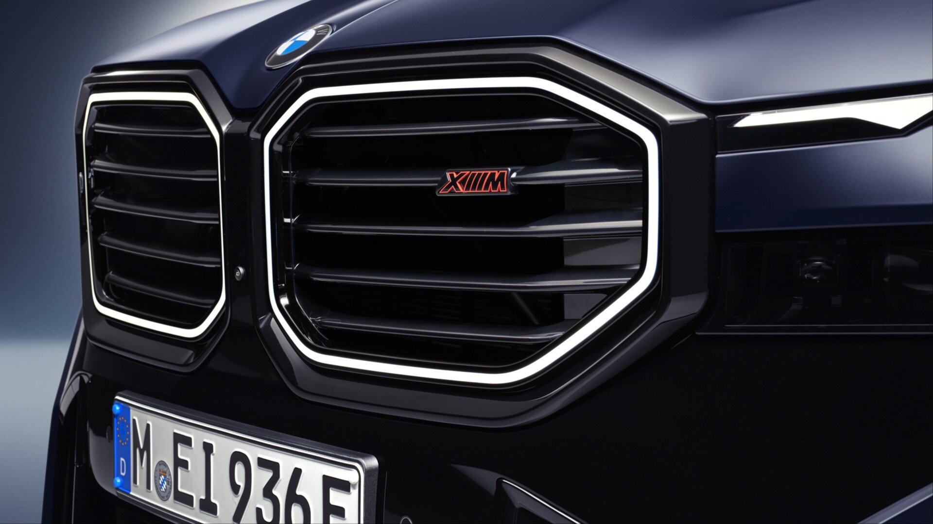 Шеф-дизайнер BMW объяснил большие «ноздри» предпочтениями китайцев