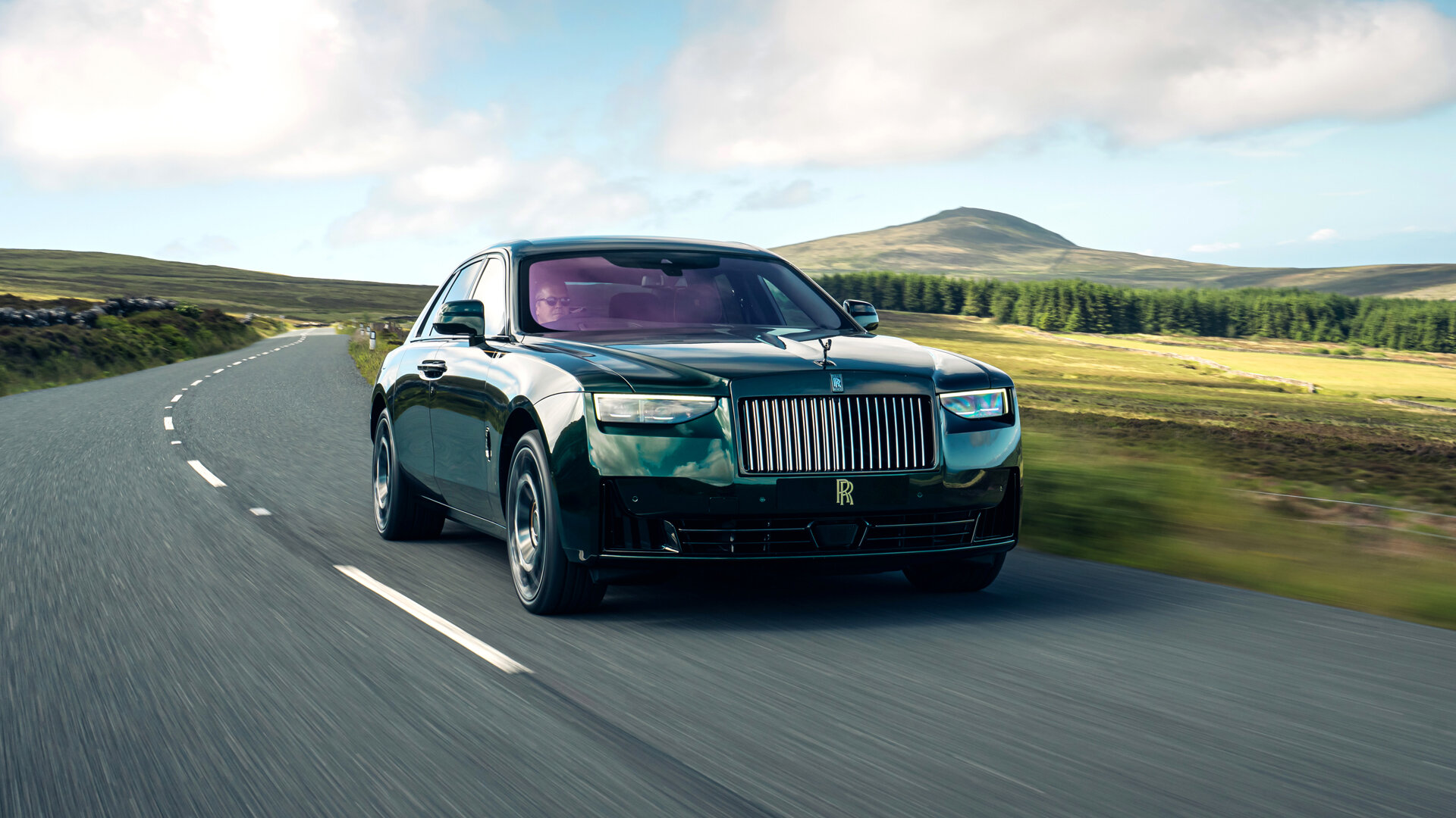 Новый седан Rolls-Royce посвятили победе 120-летней давности