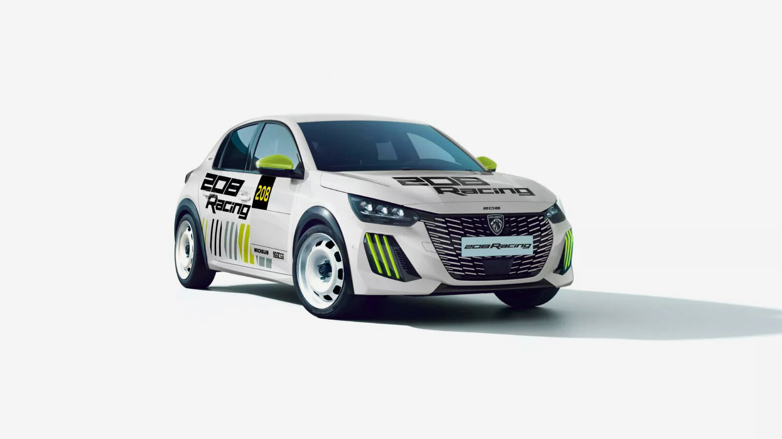 Компания Peugeot превратила 208 в доступный спорткар для начинающих пилотов
