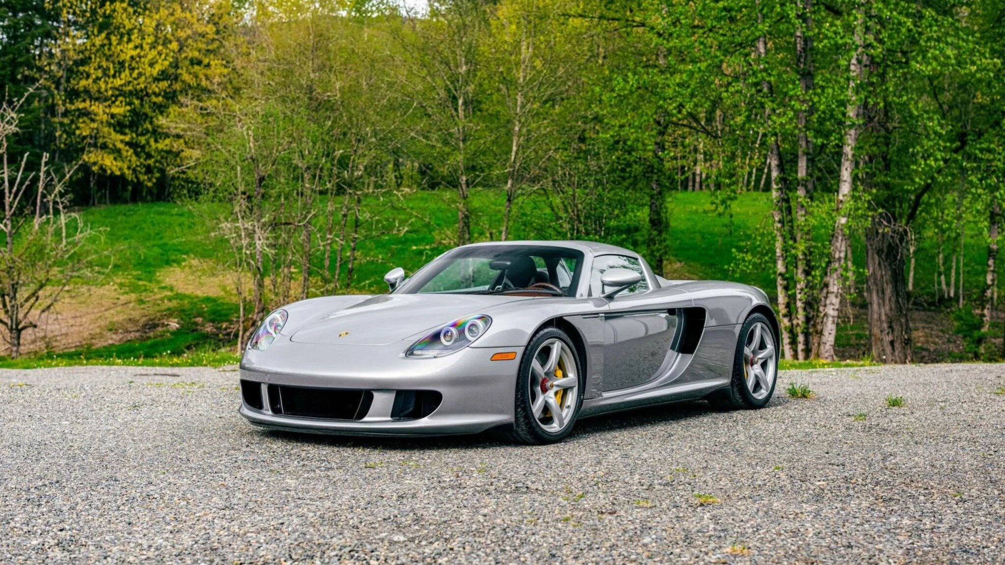 Porsche Carrera GT с пробегом 2092 километра может уйти за рекордную цену