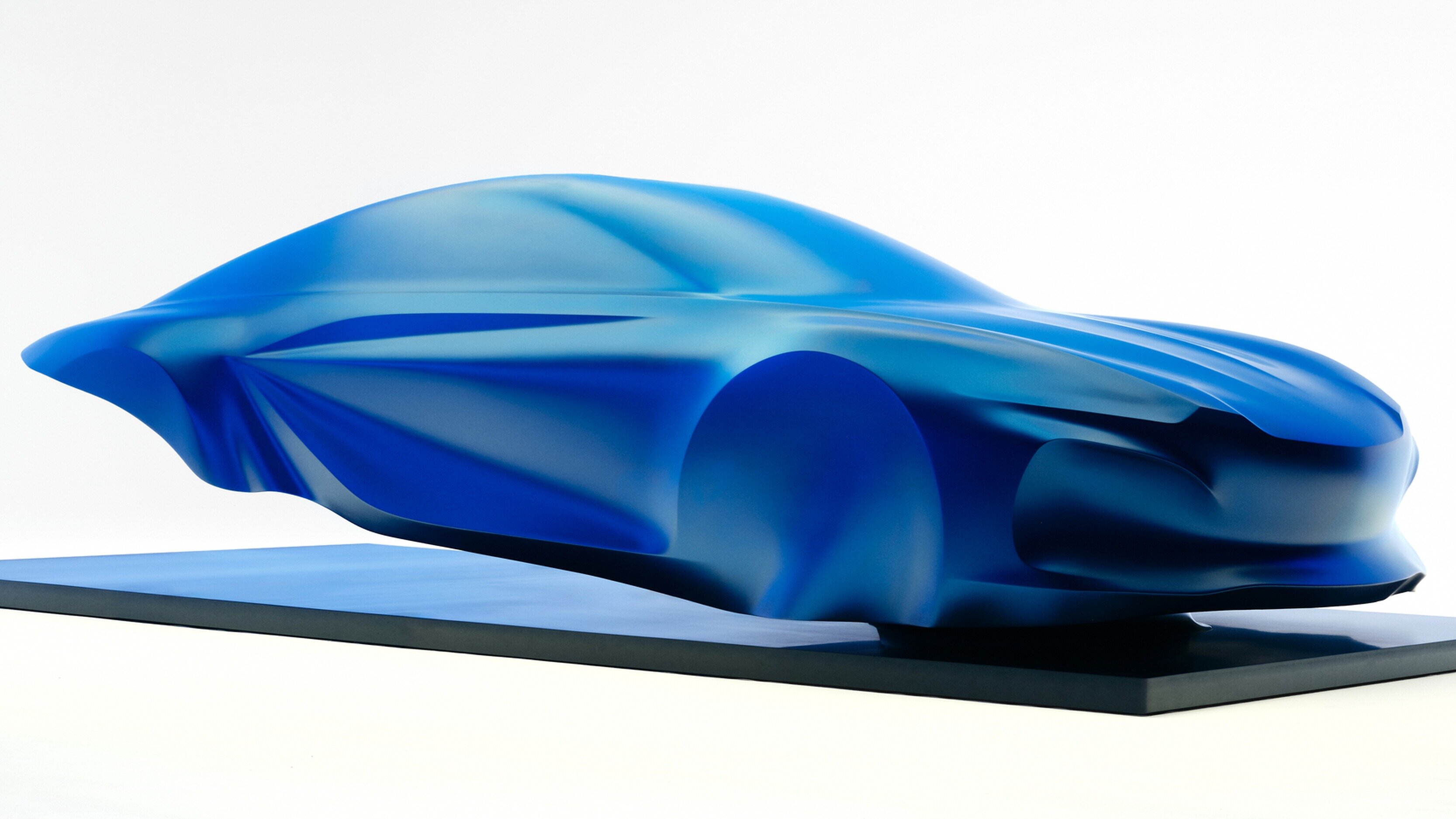 Alpine A110 следующего поколения готов к премьере: новые изображения