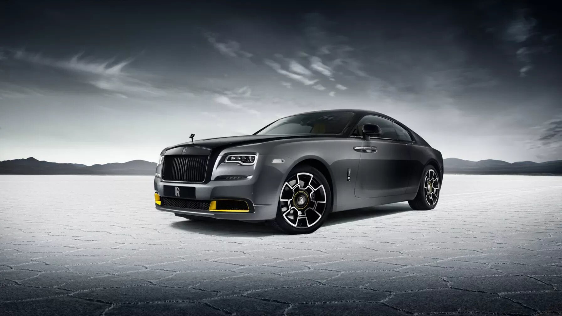 Rolls-Royce попрощается с бензиновыми купе особой версией Wraith