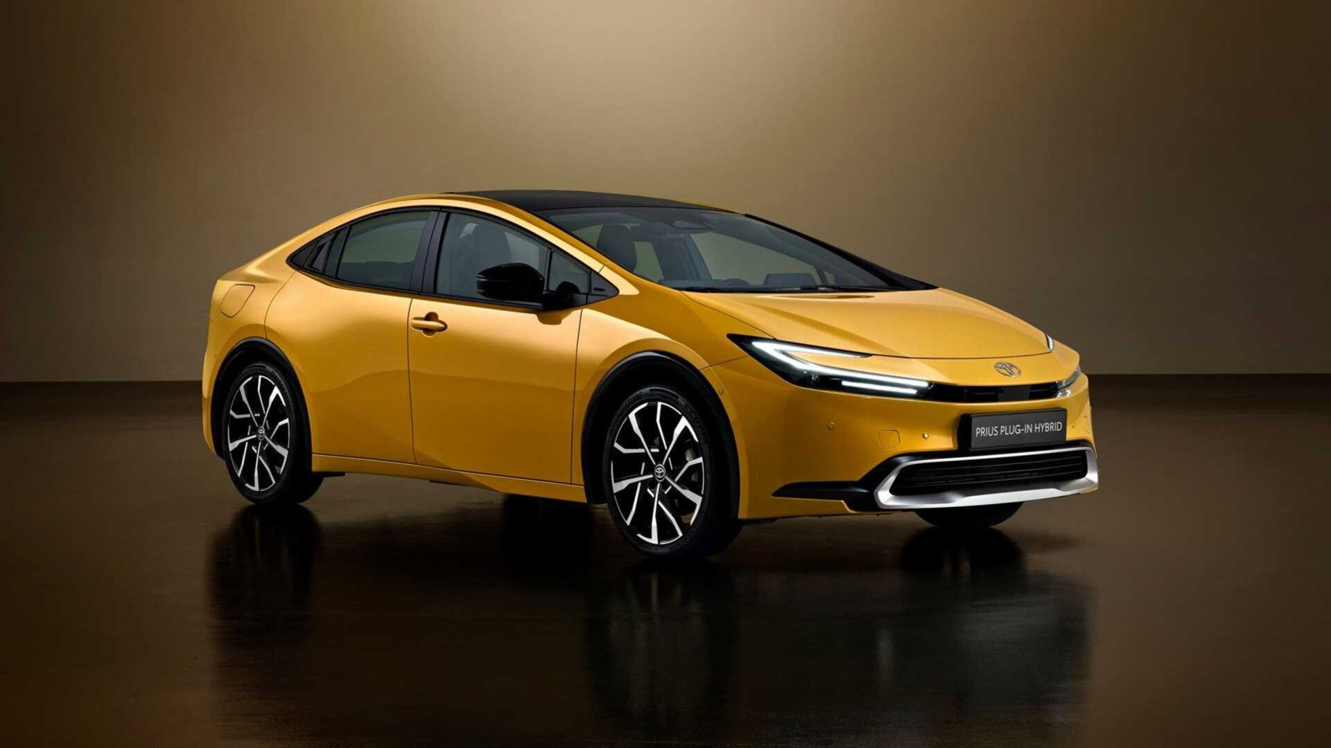 «Заряженная» Toyota Prius от Gazoo Racing получит больше 300 сил