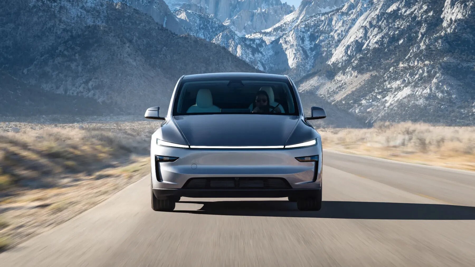 Две модели Tesla в Китае стали динамичнее и дальнобойнее без замены батарей