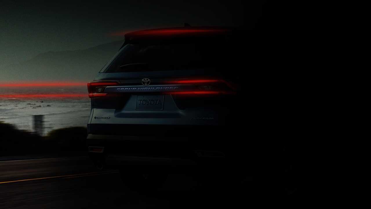 Самый большой Toyota Highlander: первое фото