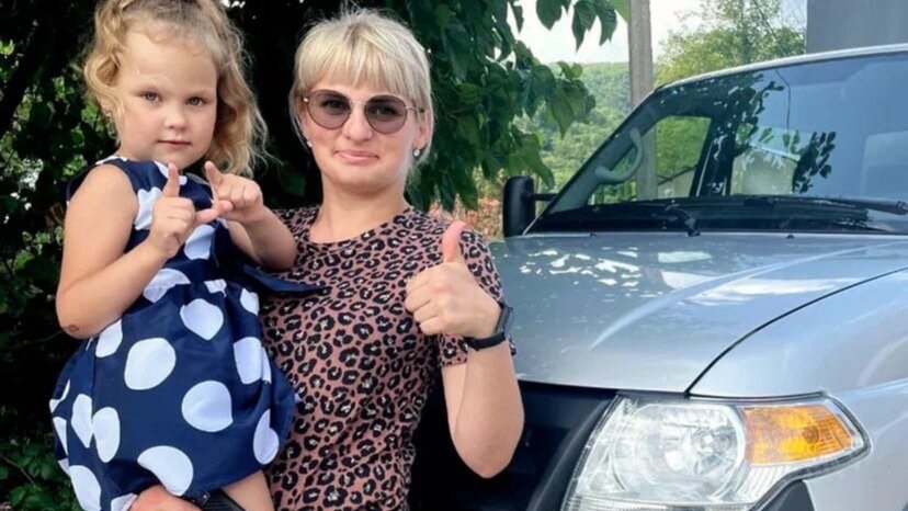 Жительница Сочи получила новый УАЗ взамен утонувшего в море
