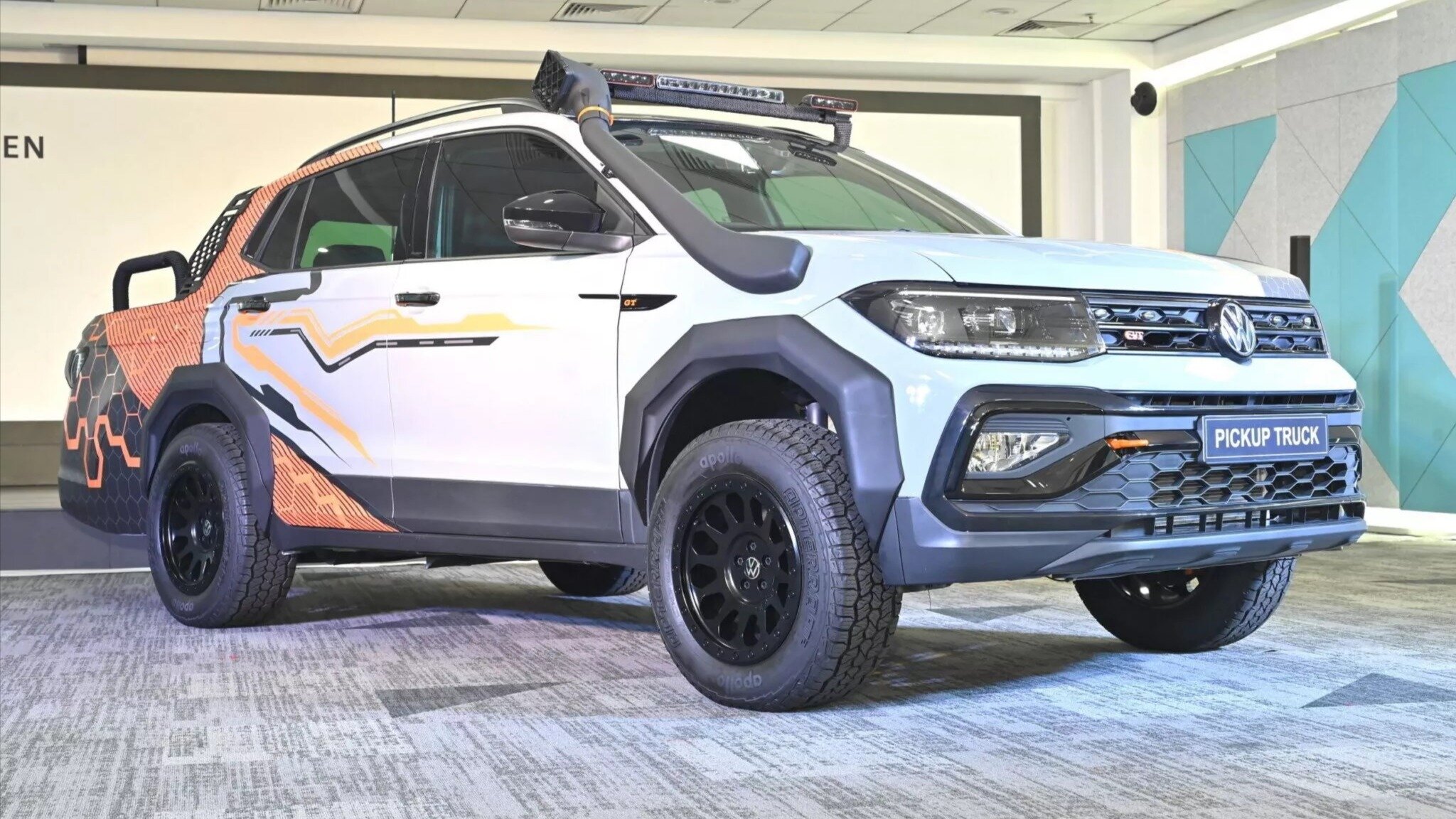 Доступный кроссовер Volkswagen Taigun превратили в пикап