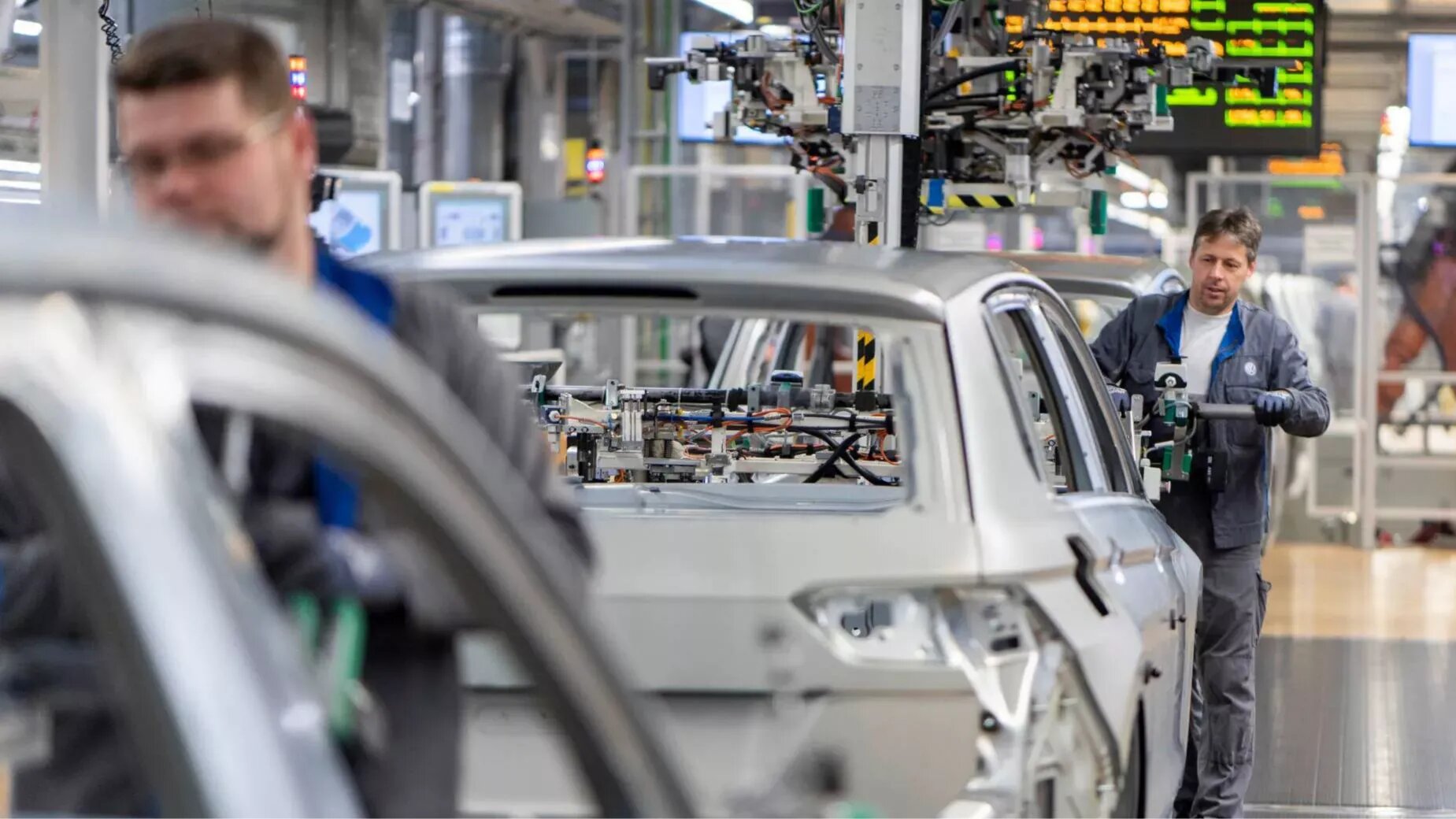 Volkswagen ожидает, что кризис микрочипов продлится до 2024 года