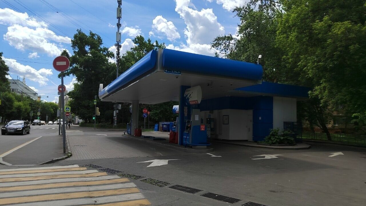 «Газпромнефть» сняла ограничения на продажу топлива в 13 регионах: список