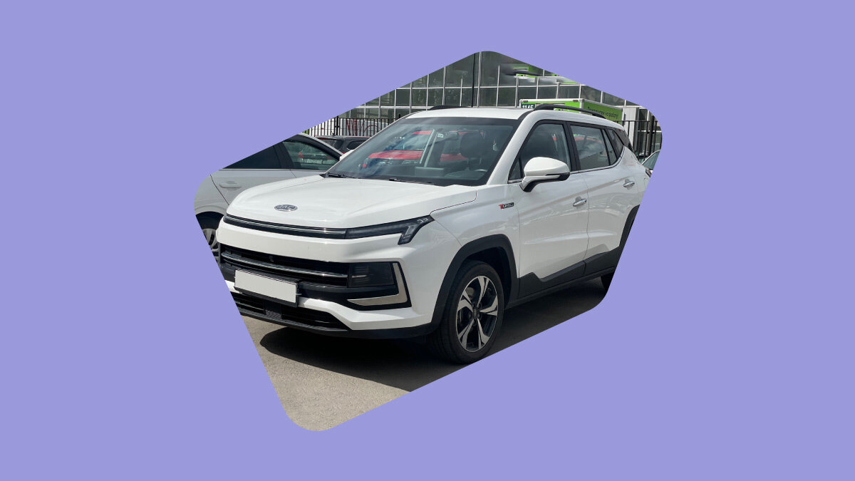Простой АвтоВАЗа, новый «китаец» в РФ и крутые российские снегоходы. Главное за день