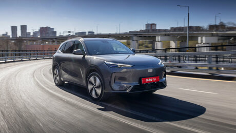 Тест Geely EX5 — первого электрокара марки в России, который может дать больше, чем кажется