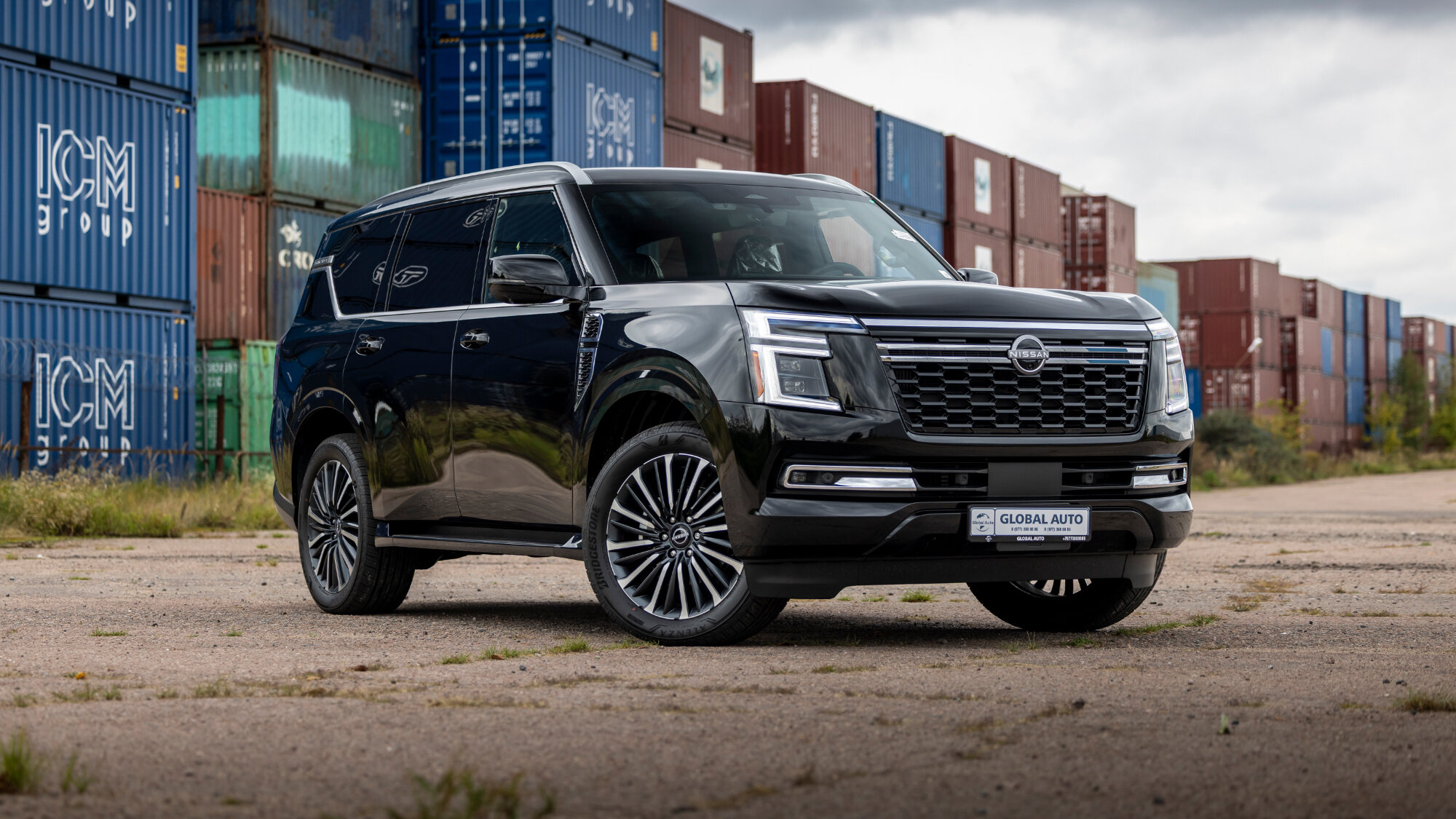 Первый тест Nissan Armada — огромного и олдскульного «японца» из Америки