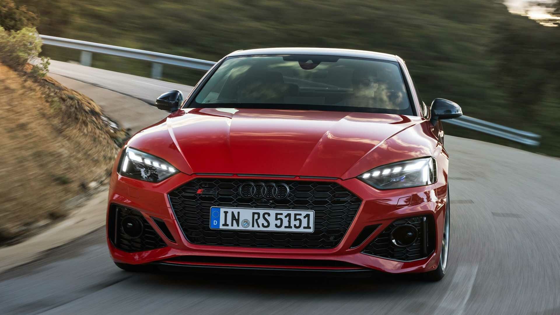 Audi электрифицирует свои спорткары, но не так, как Mercedes-Benz