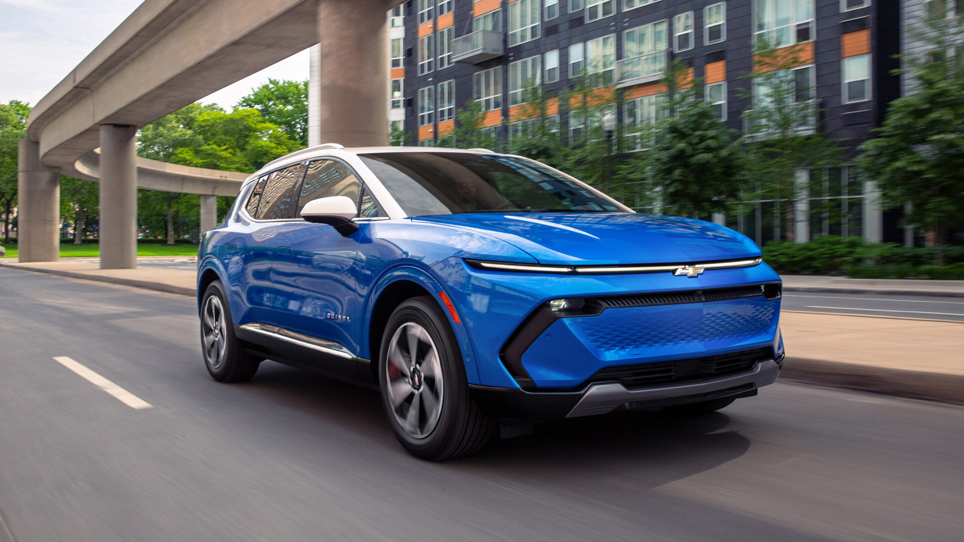 GM потеряет 1,6 миллиарда долларов из-за отмены субсидий на электрокары в США