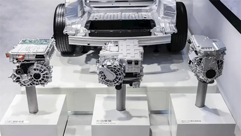 Новый сверхэкономичный гибрид Geely выйдет в течение года
