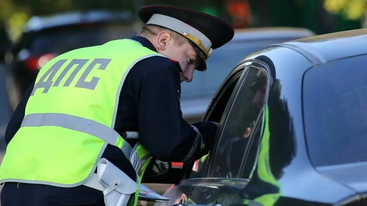 В России предложили отменить скидки на штрафы для злостных нарушителей ПДД