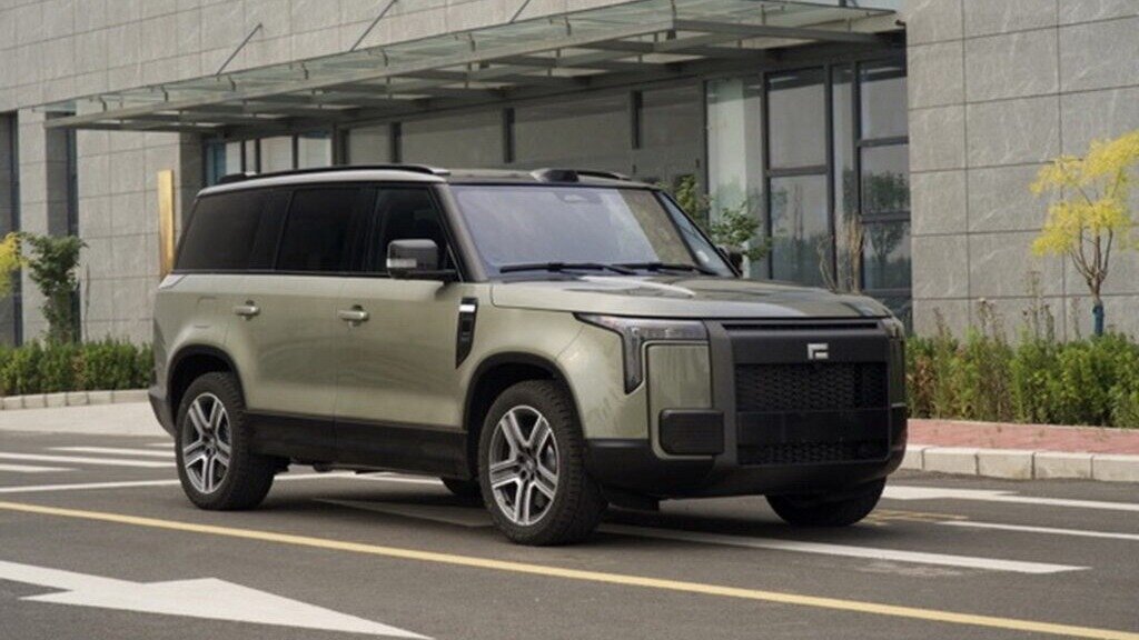 BAIC представил в Китае копию Land Rover Defender