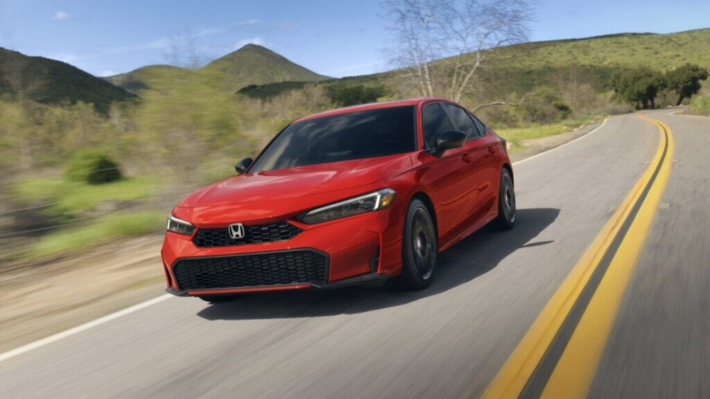 Honda Civic обновили для США: другая внешность и гибрид вместо турбомотора